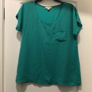 Teal top